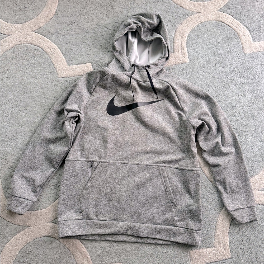 NWOT!!! Mens Nike Dri-fit Hoodie!!